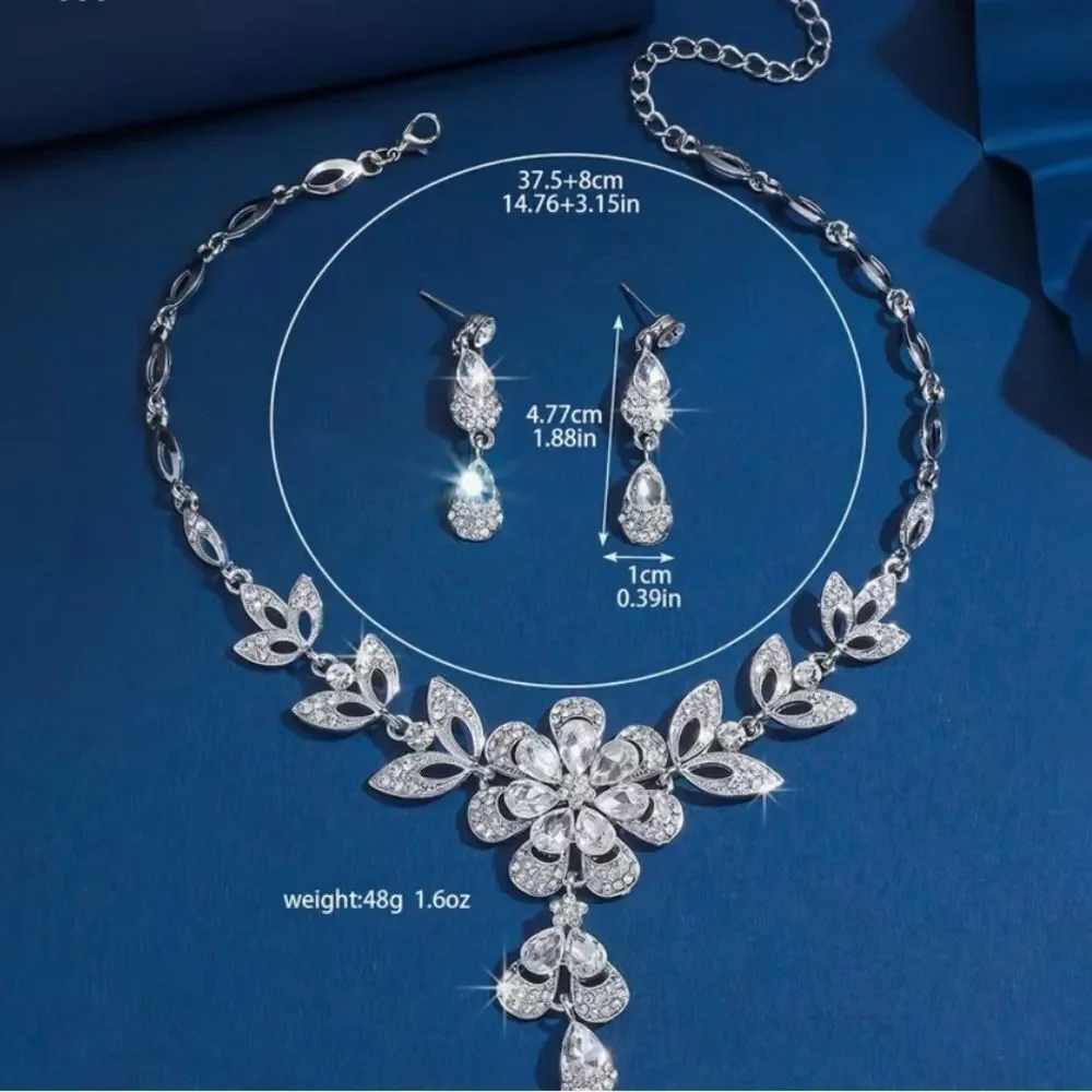 🔹 NEW Stunning & Sparkling Silver & Crystal Floral Necklace Set 🔹